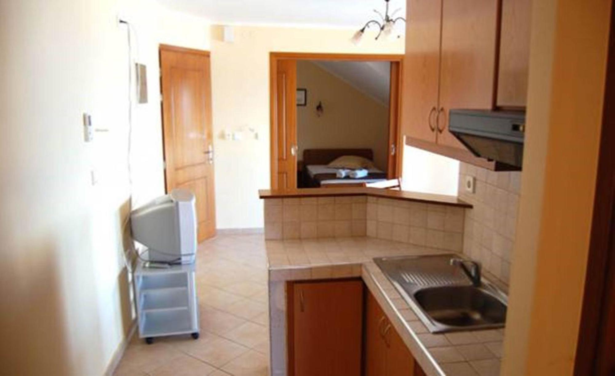 Melachrini Apartments Nea Vrasna Room photo