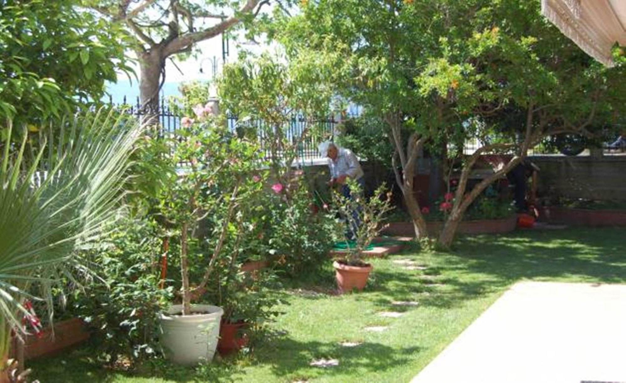 Melachrini Apartments Nea Vrasna Exterior photo