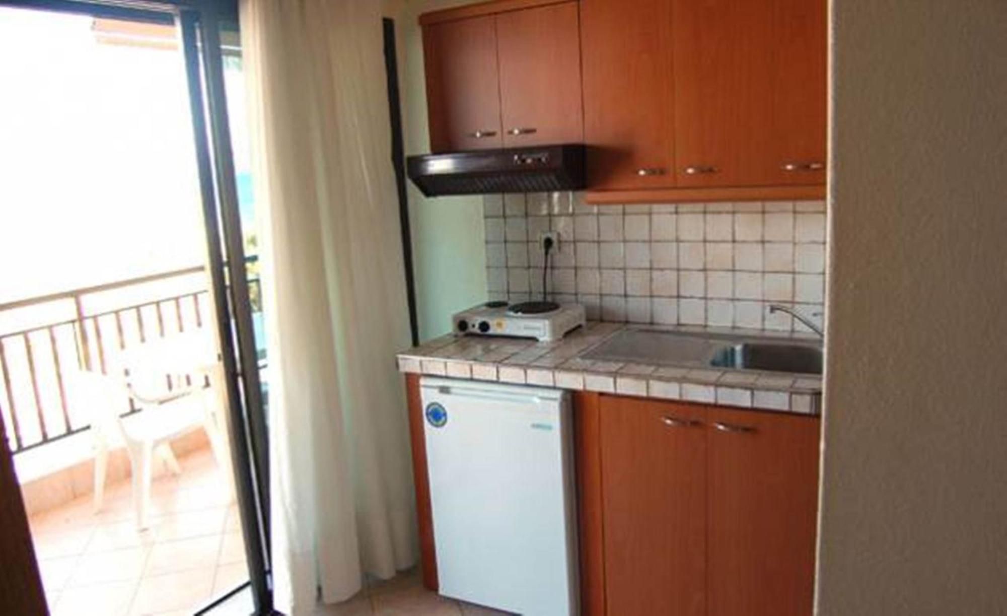 Melachrini Apartments Nea Vrasna Exterior photo